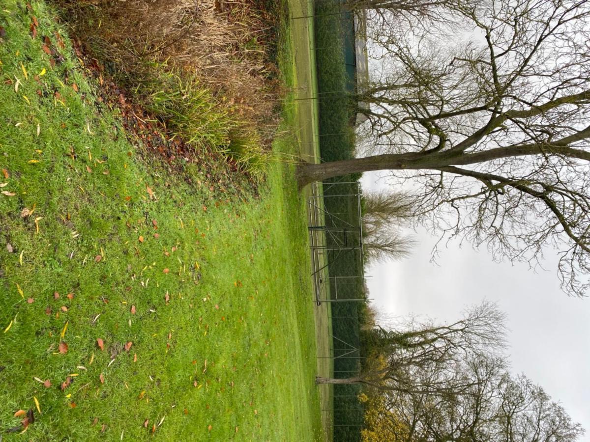 Villa Retreats At Stansted Manor Hallingbury Exterior foto